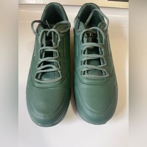 Skechers Dark Green Lace-Up Athletic Sneakers